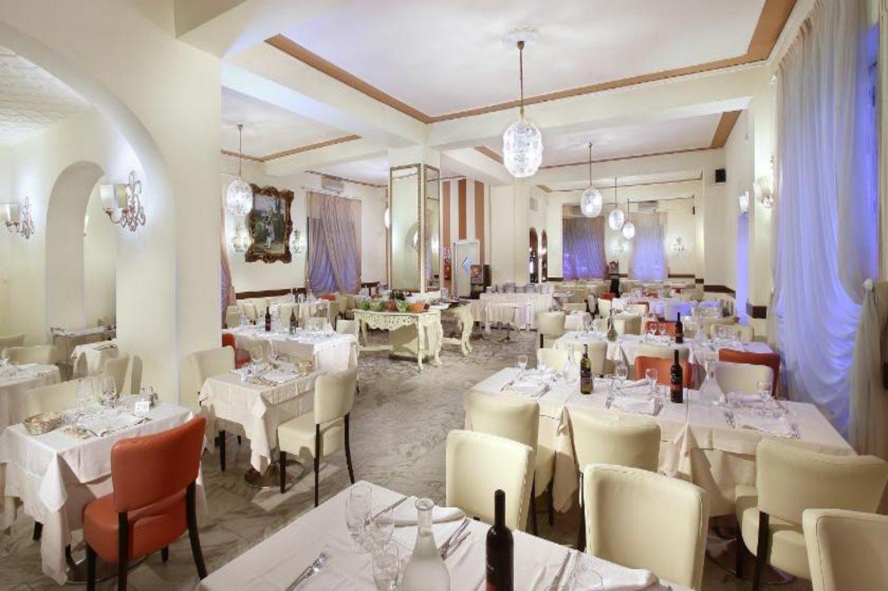 Hotel Manzoni Wellness&Spa Montecatini Terme Exterior photo